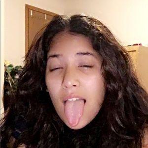 Meet your Posher, Stuti